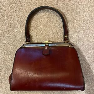 Vintage Etienne Aigner purse. Very cute: 7.5 x 5 x 3. Made in France. Leather